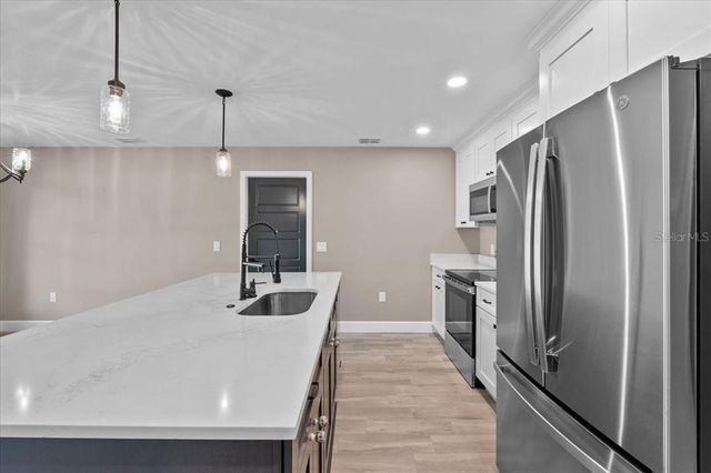 3063 LANTANA CIRCLE, Auburndale, FL 33823