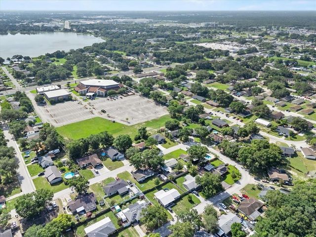 3063 LANTANA CIRCLE, Auburndale, FL 33823