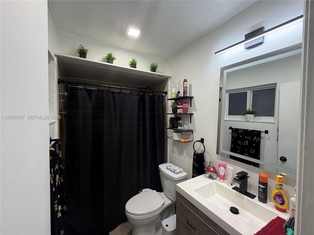12343 SW 195th Terrace, Miami, FL 33177
