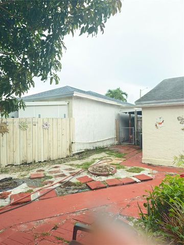 12343 SW 195th Terrace, Miami, FL 33177