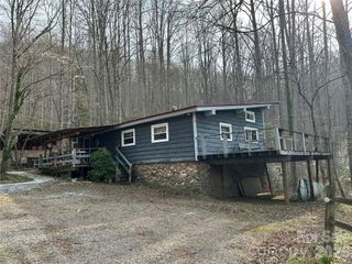 440 Holly Falls Lane, Sylva, NC 28779