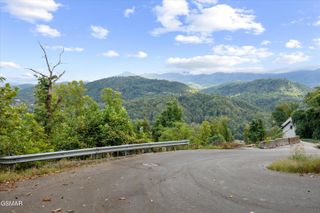 430 Greystone Heights Road, Gatlinburg, TN 37738