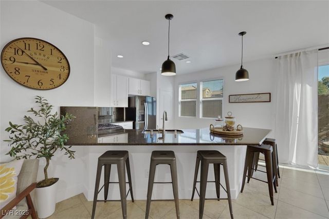 11360 McKinney Falls Street, Las Vegas, NV 89141