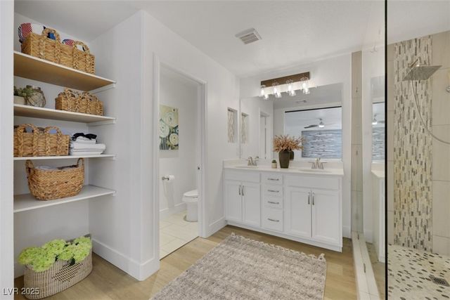 11360 McKinney Falls Street, Las Vegas, NV 89141