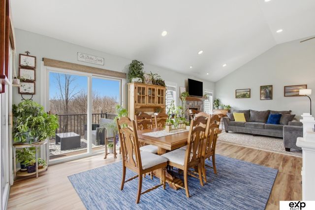 11833 S 210th Circle, Gretna, NE 68028