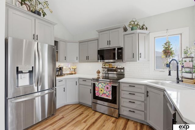 11833 S 210th Circle, Gretna, NE 68028