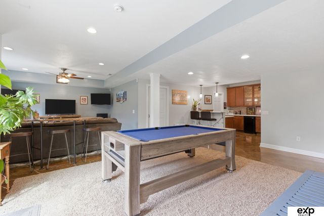 11833 S 210th Circle, Gretna, NE 68028