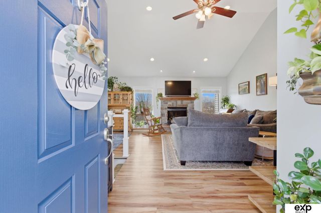 11833 S 210th Circle, Gretna, NE 68028