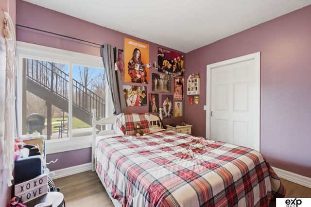 11833 S 210th Circle, Gretna, NE 68028