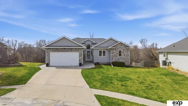 11833 S 210th Circle, Gretna, NE 68028