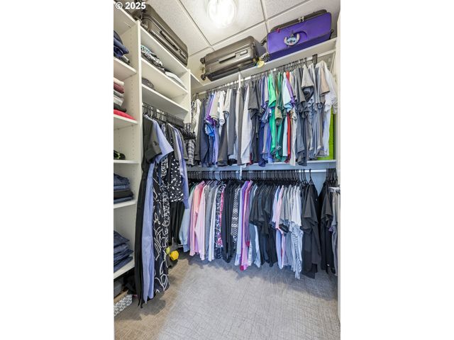 922 Nw 11TH Ave 305, Portland, OR 97209