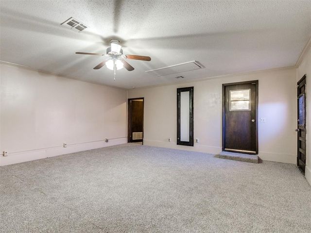 8817 S Charlotte Drive, Oklahoma City, OK 73159