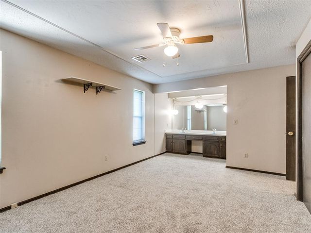 8817 S Charlotte Drive, Oklahoma City, OK 73159