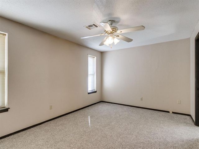 8817 S Charlotte Drive, Oklahoma City, OK 73159