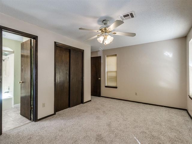 8817 S Charlotte Drive, Oklahoma City, OK 73159