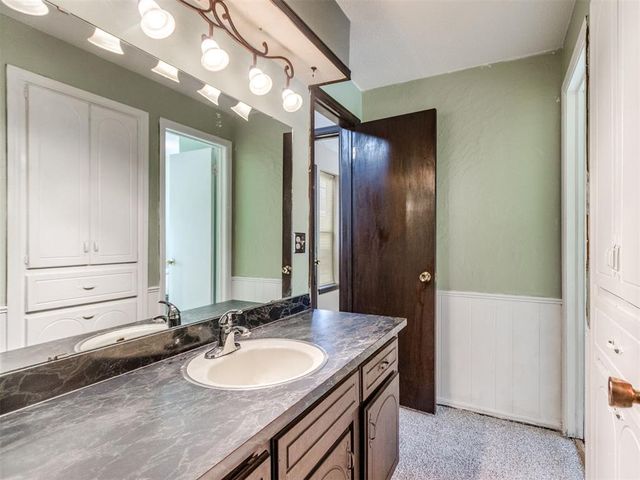 8817 S Charlotte Drive, Oklahoma City, OK 73159