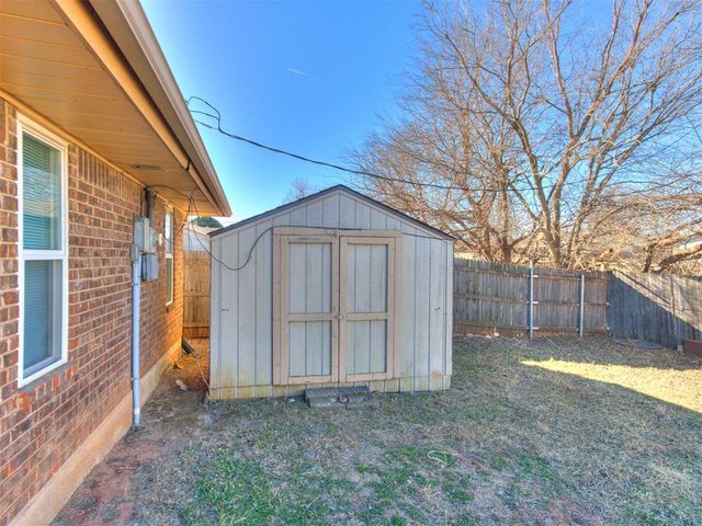 8817 S Charlotte Drive, Oklahoma City, OK 73159