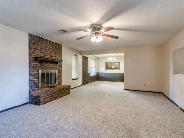 8817 S Charlotte Drive, Oklahoma City, OK 73159