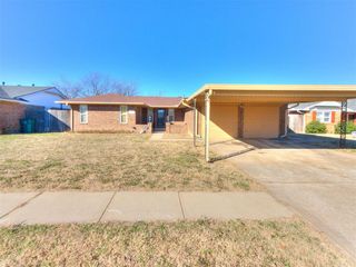 8817 S Charlotte Drive, Oklahoma City, OK 73159