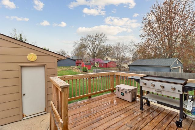 7300 Prairie Avenue, Urbandale, IA 50322