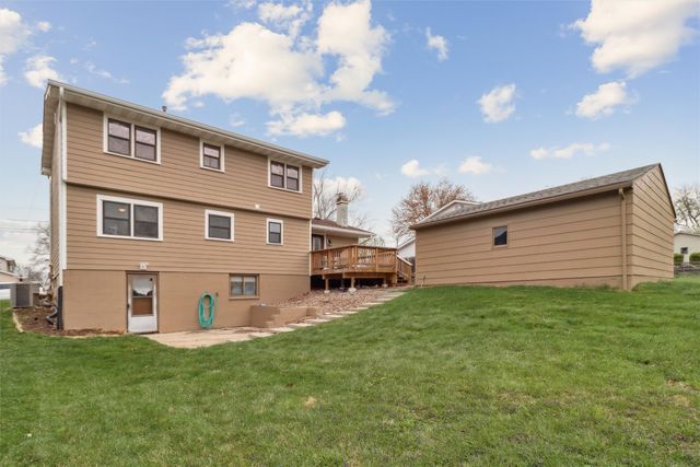 7300 Prairie Avenue, Urbandale, IA 50322