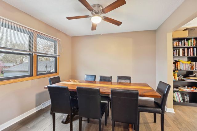 7300 Prairie Avenue, Urbandale, IA 50322