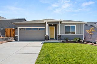 124 Valemont Drive 15, Eagle Point, OR 97524
