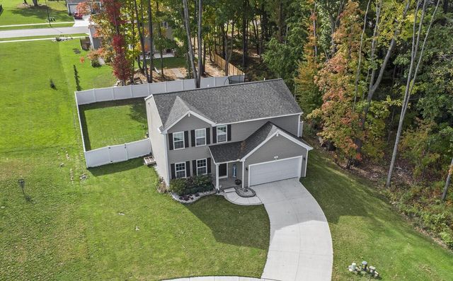 330 Lotz Court, Wayland, MI 49348