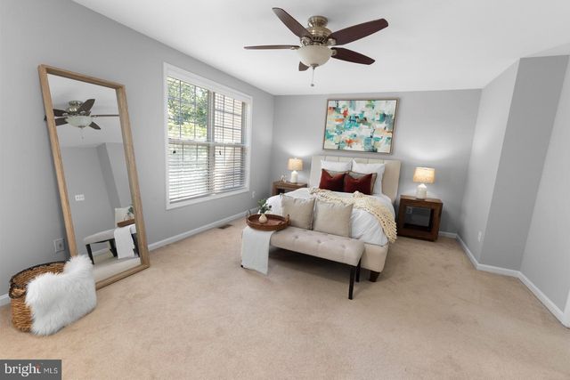 13121 MISTY GLEN LN, Fairfax, VA 22033