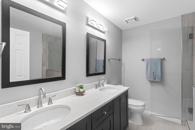 13121 MISTY GLEN LN, Fairfax, VA 22033