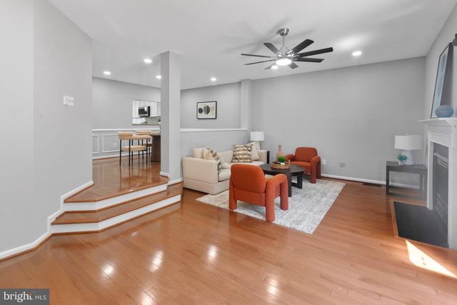 13121 MISTY GLEN LN, Fairfax, VA 22033