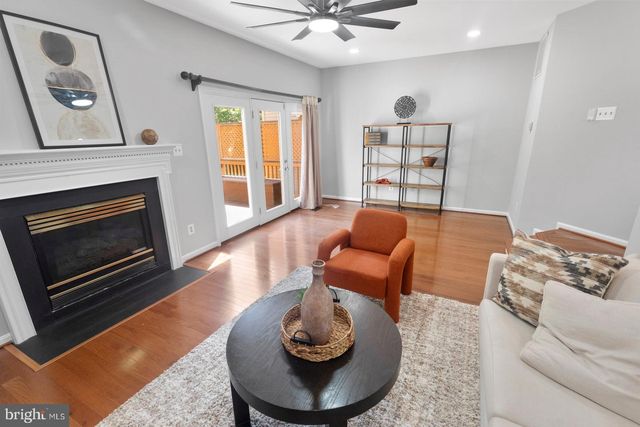 13121 MISTY GLEN LN, Fairfax, VA 22033