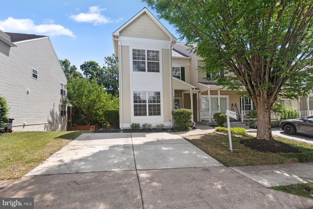 13121 MISTY GLEN LN, Fairfax, VA 22033