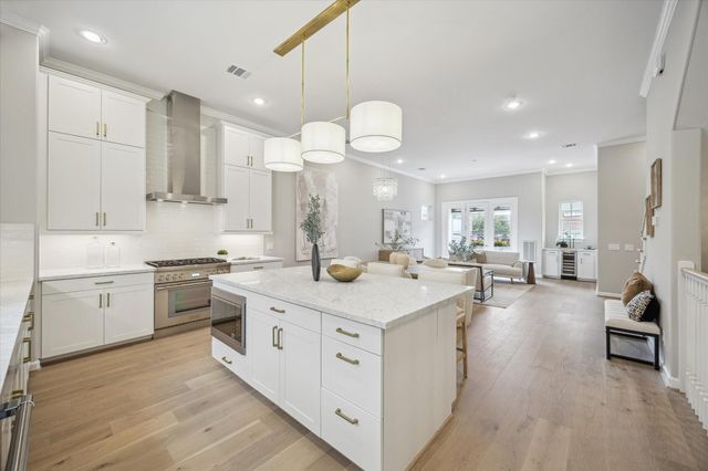 4030 Blossom Street, Houston, TX 77007