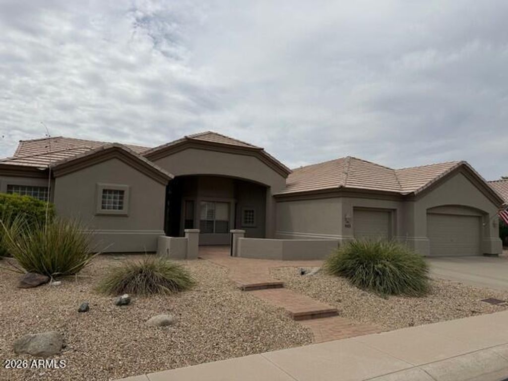 943 E Desert Flower Lane, Phoenix, AZ 85048 — exterior
