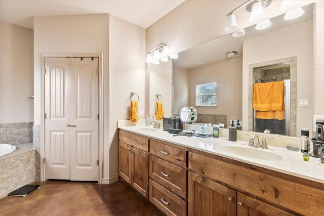 1617 Signal Road, Quinlan, TX 75474