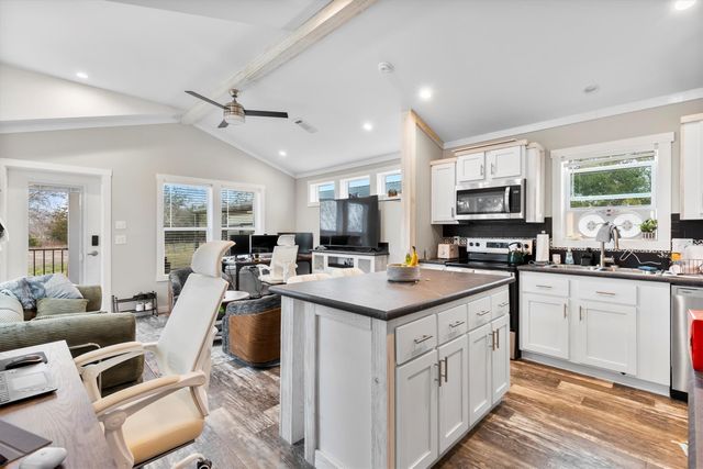 1617 Signal Road, Quinlan, TX 75474