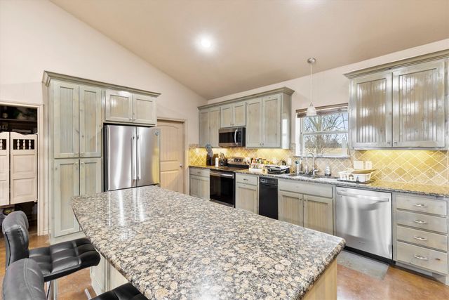 1617 Signal Road, Quinlan, TX 75474