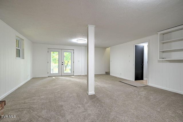 201 Coralwood Drive, Kingsport, TN 37663