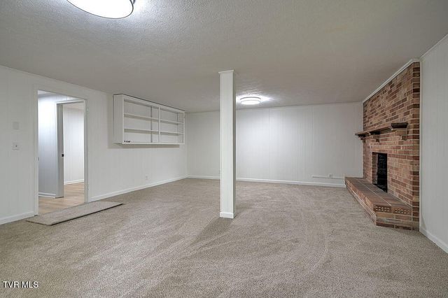 201 Coralwood Drive, Kingsport, TN 37663