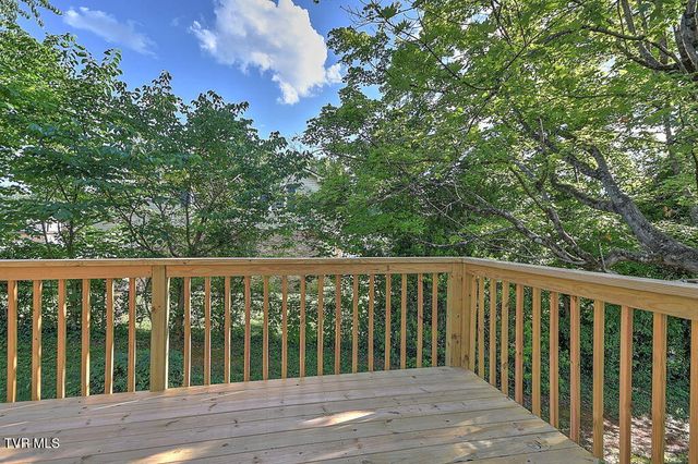 201 Coralwood Drive, Kingsport, TN 37663