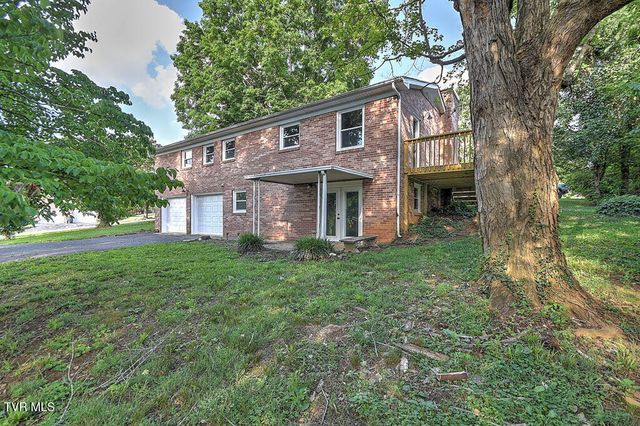 201 Coralwood Drive, Kingsport, TN 37663