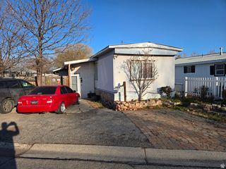 6935 S COLUMBIA DR, West Jordan, UT 84084