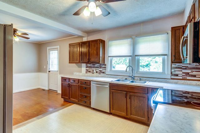 120 Windsor Drive, Winchester, KY 40391