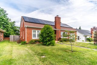 120 Windsor Drive, Winchester, KY 40391