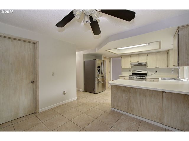 2101 Ne 151ST Ct, Vancouver, WA 98684