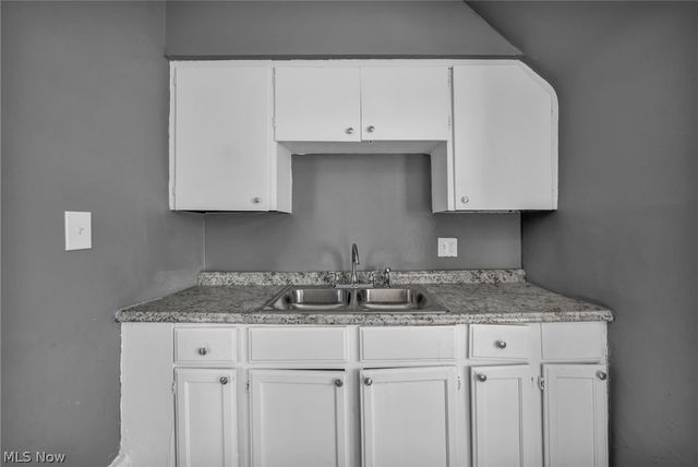 3198 E 118th Street, Cleveland, OH 44120