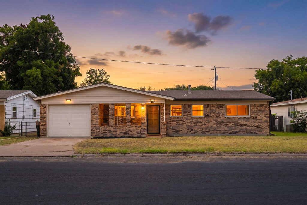 Image 1 of property listing at 2306 Brown Street, San Angelo, TX 76903