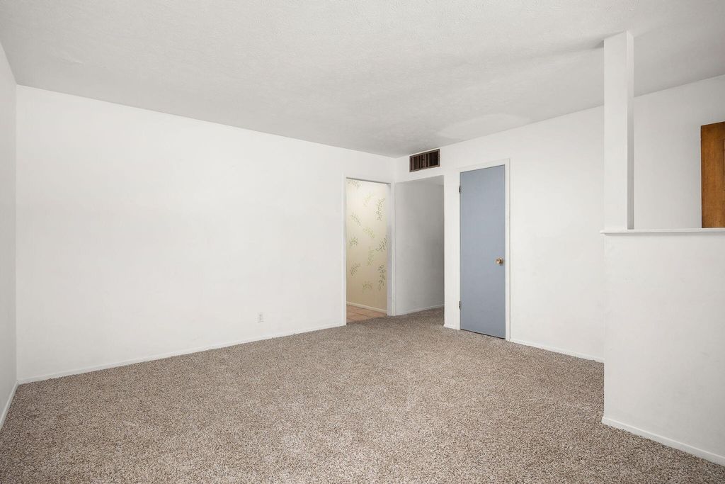 Image 7 of property listing at 2306 Brown Street, San Angelo, TX 76903