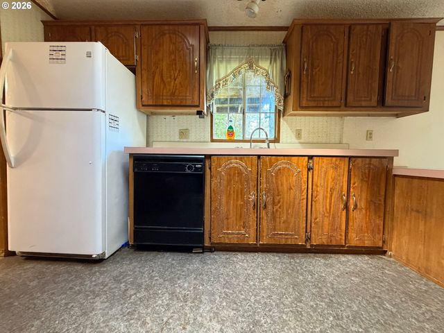 47247 HIGHWAY 101, Bandon, OR 97411